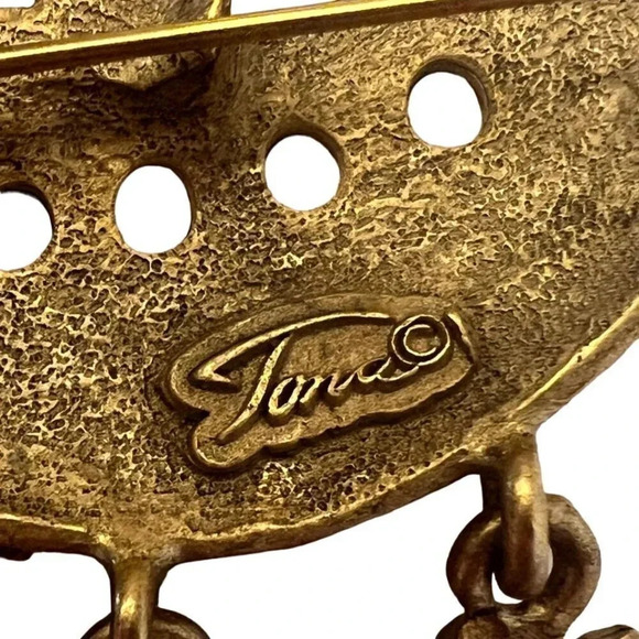 Vintage 60s-70s Noah's Ark Brooch Pin Dangle Animal Charms Gold Tone - Picture 3 of 3